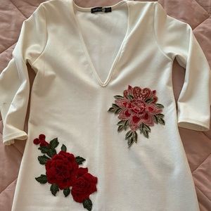 boohoo mini white dress w floral detailing